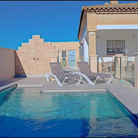 シャレー Penuelas Con Piscina *