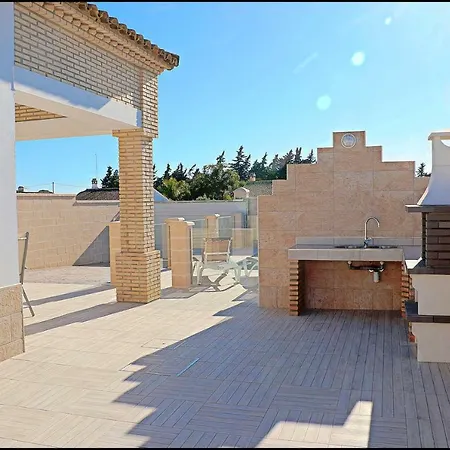 Penuelas Con Piscina シャレー *