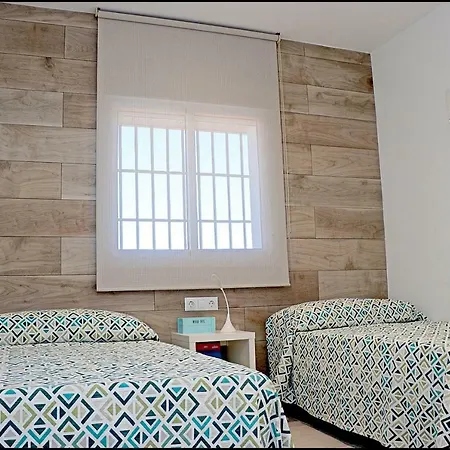 Penuelas Con Piscina シャレー