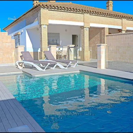 Penuelas Con Piscina シャレー *